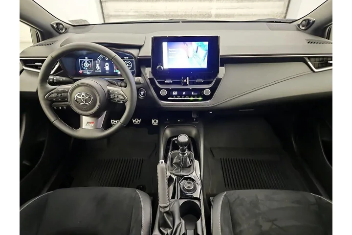 $39998 : Toyota GR Corolla 2024 AWD P image 9