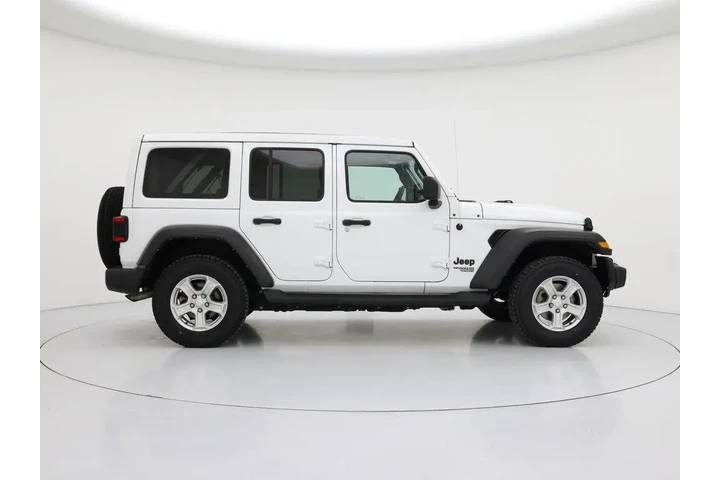 $28998 : Jeep Wrangler Unlimited 2021 image 7