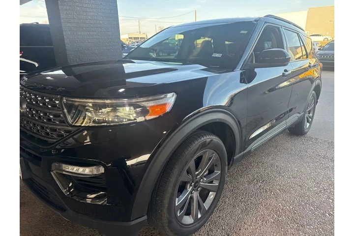 $26529 : Ford Explorer 2022 XLT 4dr S image 1