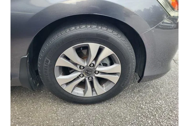 $12453 : Honda Accord 2015 LX 4dr Sed image 7
