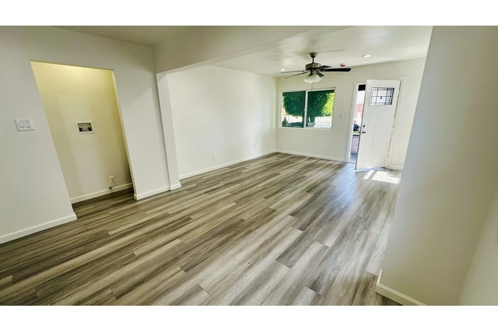 $2500 : Casa de Renta image 6