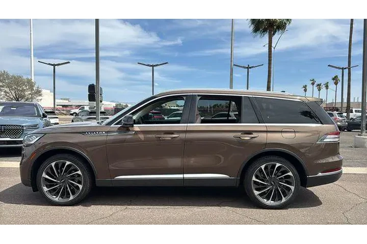 $39688 : Lincoln Aviator 2022 AWD Res image 4