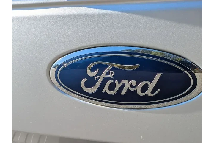 $18991 : Ford F-150 2017 4x2 XL 2dr R image 8