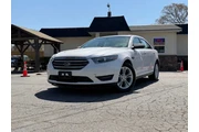 2017 Taurus SEL thumbnail