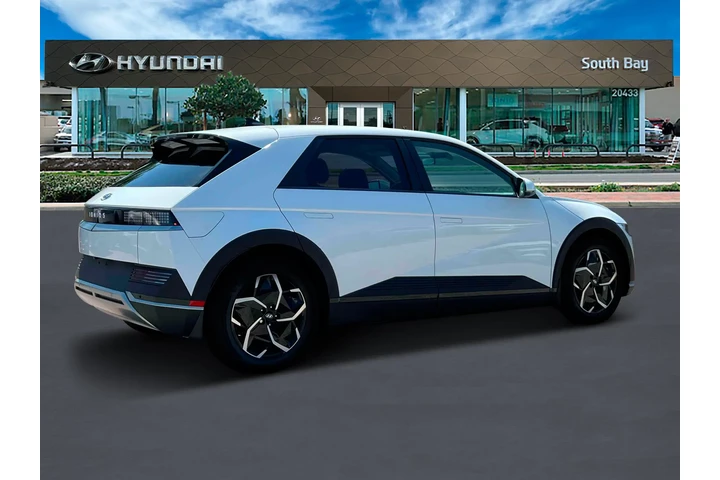$22998 : Hyundai IONIQ 5 2024 SE 4dr image 8