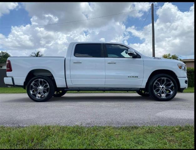 $26900 : Dodge Ram 1500 Crew Cab image 7