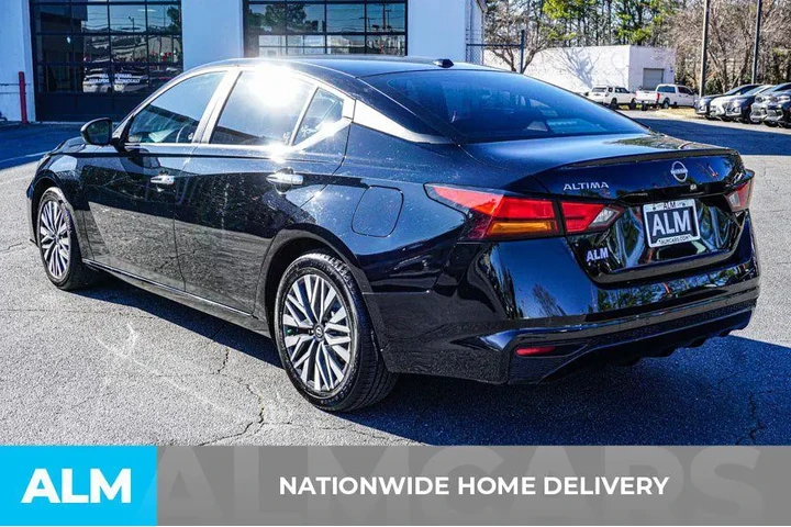 $18920 : Nissan Altima 2024 2.5 SV 4d image 4