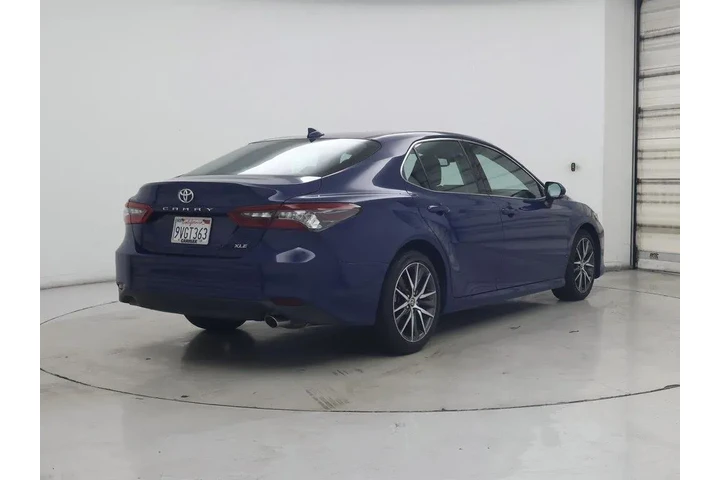 $28998 : Toyota Camry 2024 XLE 4dr Se image 8