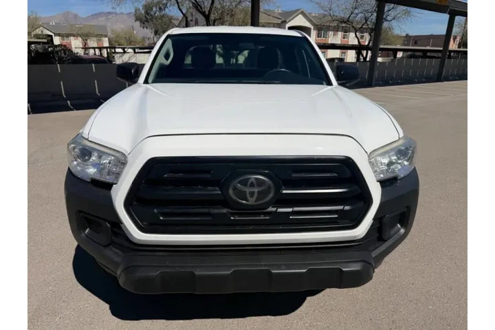 $16995 : 2018 Tacoma SR image 3