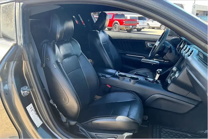 $16991 : Ford Mustang 2018 EcoBoost P image 9