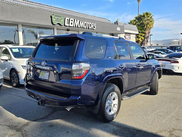 $26995 : 2020 4Runner image 9