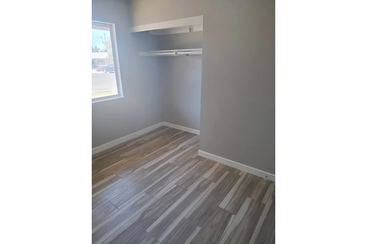 $550 : Cuarto en Renta image 3