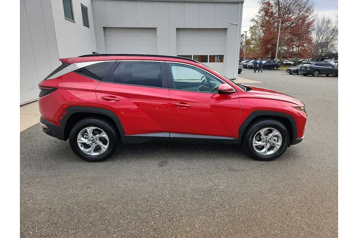 $22492 : Hyundai TUCSON 2023 AWD SEL image 7