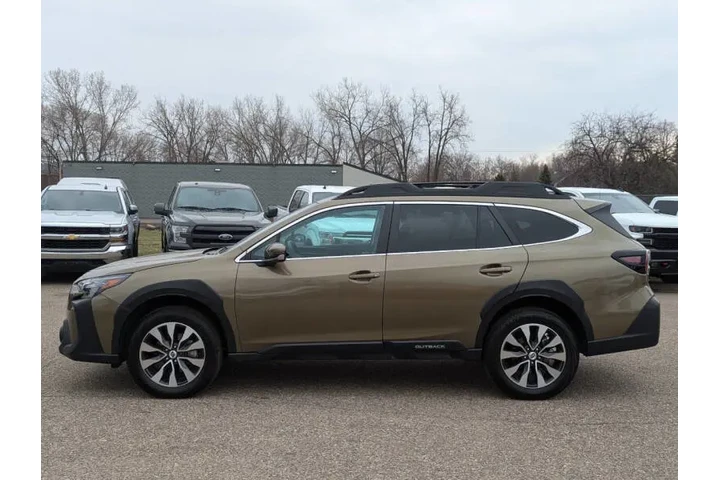 $23972 : 2024 Outback Limited image 9