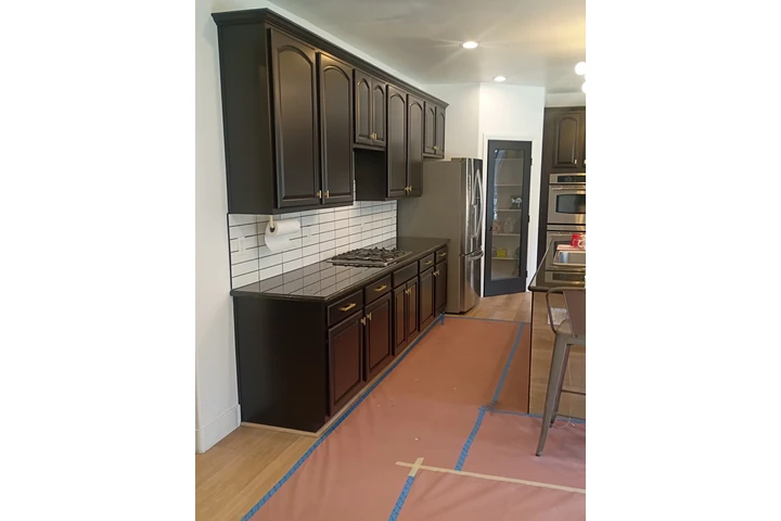 QVO PAINT CABINETS image 8