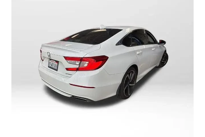 $18038 : Honda Accord 2018 Sport 4dr image 3