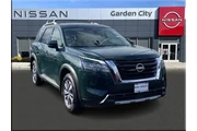 Nissan Pathfinder 2025 SL 4d en Long Island