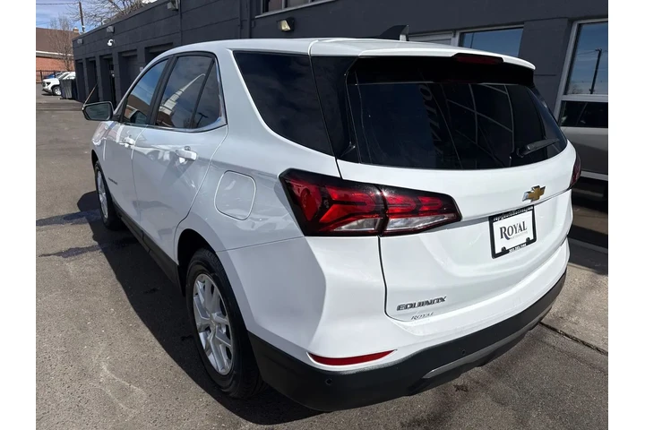 $24995 : 2024 Equinox AWD LT image 4