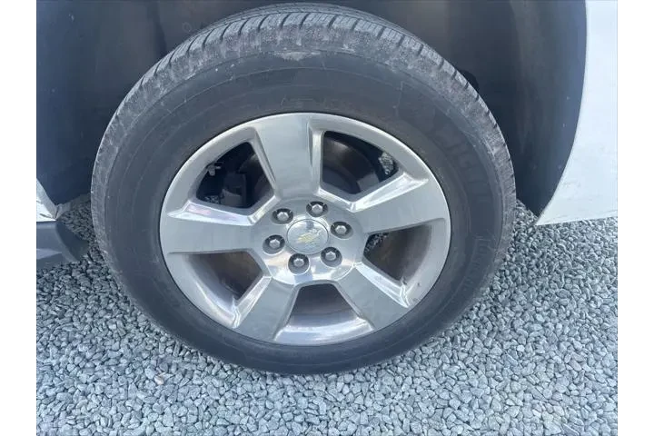 $18995 : Chevrolet Suburban 2017 4x2 image 9