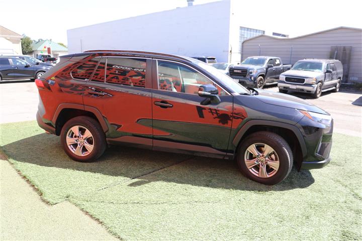 $28999 : 2022 TOYOTA RAV4 XLE image 4