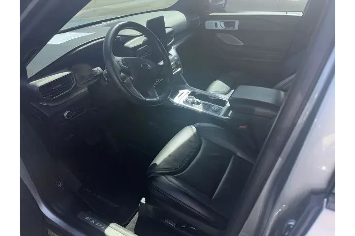 $26998 : Ford Explorer 2020 AWD Plati image 2