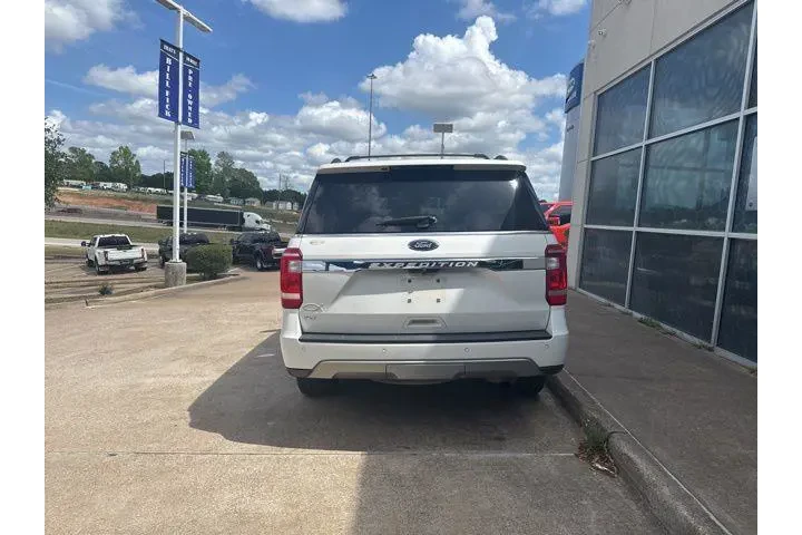$30988 : Ford Expedition 2021 4x2 XLT image 6