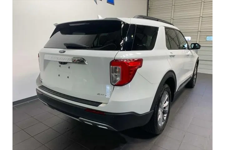 $31988 : Ford Explorer 2022 AWD XLT 4 image 3