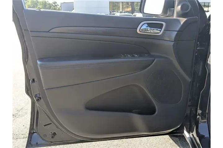 $13322 : Jeep Grand Cherokee 2016 4x4 image 9