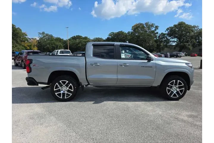 $38990 : Chevrolet Colorado 2023 4x4 image 9