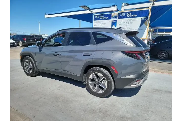 $27997 : Hyundai TUCSON 2025 SEL Conv image 2