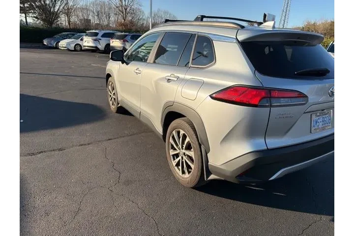 $26120 : Toyota Corolla Cross 2023 AW image 6