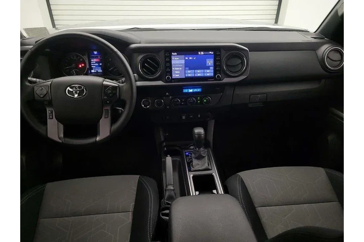 $38998 : Toyota Tacoma 2023 4x4 TRD S image 9
