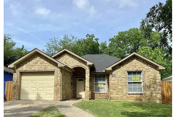 $1250 : RENT AVAILABLE NOW DALLAS TX image 1