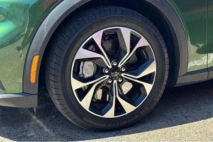 $29995 : Ford Mustang Mach-E 2024 Sel image 7