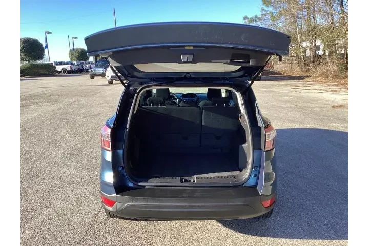 $11471 : Ford Escape 2018 S 4dr SUV image 9