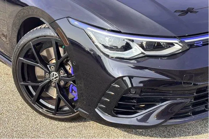 $36977 : Volkswagen Golf R 2023 AWD 2 image 3