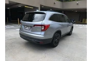 $33995 : Honda Pilot 2022 AWD SE 4dr thumbnail