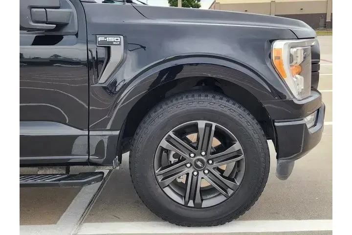 $26734 : Ford F-150 2021 4x2 XL 4dr S image 8