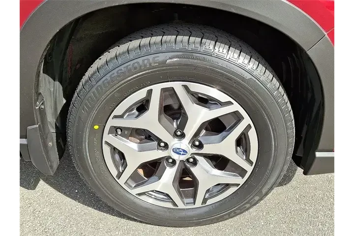 $21789 : Subaru Forester 2019 AWD Pre image 8
