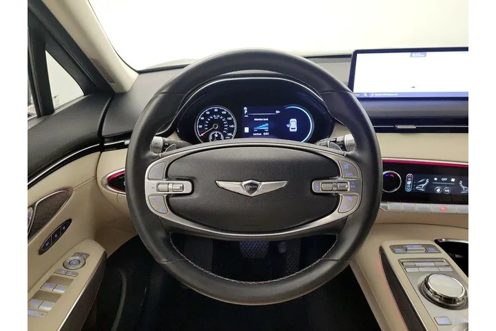 $33998 : Genesis GV70 2022 AWD 2.5T S image 9