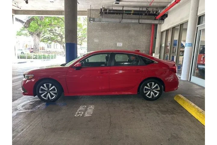 $23995 : Honda Civic 2022 LX 4dr Seda image 8