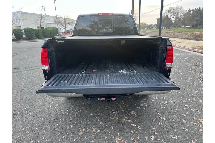 $8995 : 2004 Titan SE image 9