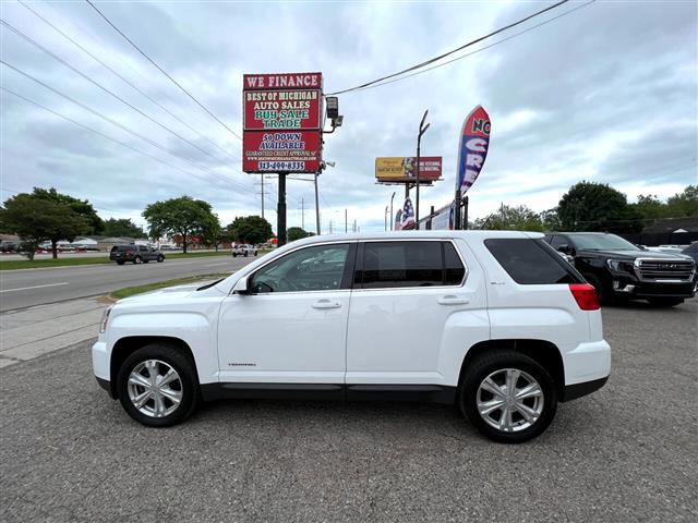 $10999 : 2017 GMC Terrain image 9