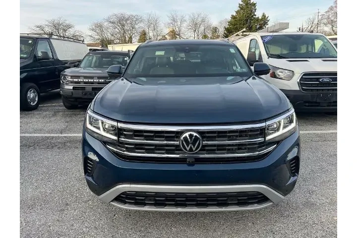 $29995 : Volkswagen Atlas Cross Sport image 2