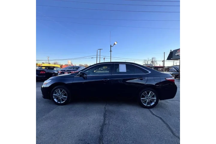 $15999 : 2017 Camry LE image 10