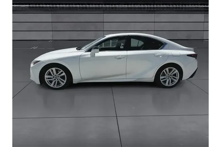 $39488 : Lexus IS 300 2024 4dr Sedan image 5