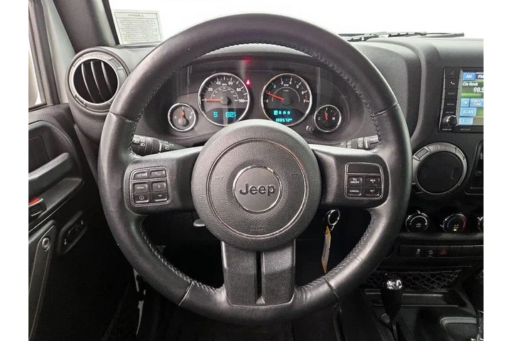 $17998 : Jeep Wrangler Unlimited 2017 image 10