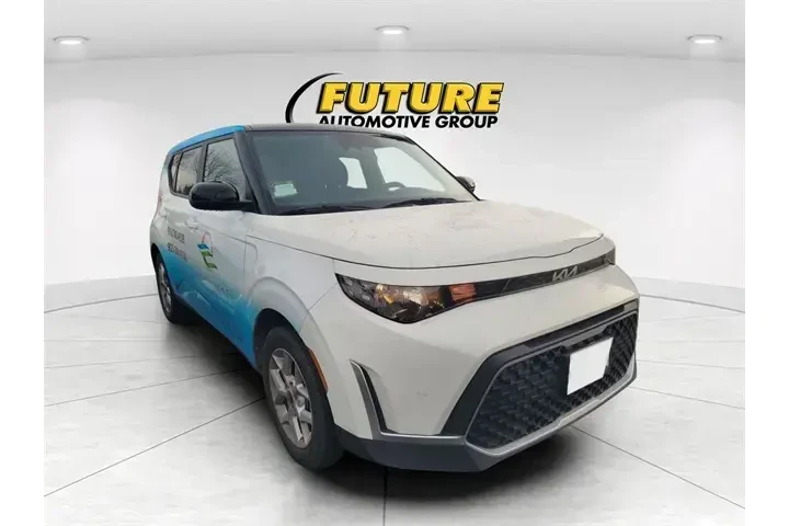 $13997 : Kia Soul 2023 S 4dr Crossove image 1