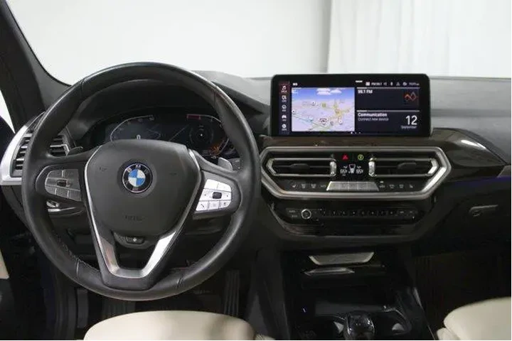 $34934 : BMW X3 2023 AWD xDrive30i 4d image 2