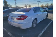 $11013 : Hyundai Genesis 2014 3.8L 4d thumbnail